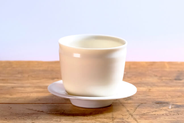 Czarka porcelanowa z podstawką 75 ml – Konrad Pociask